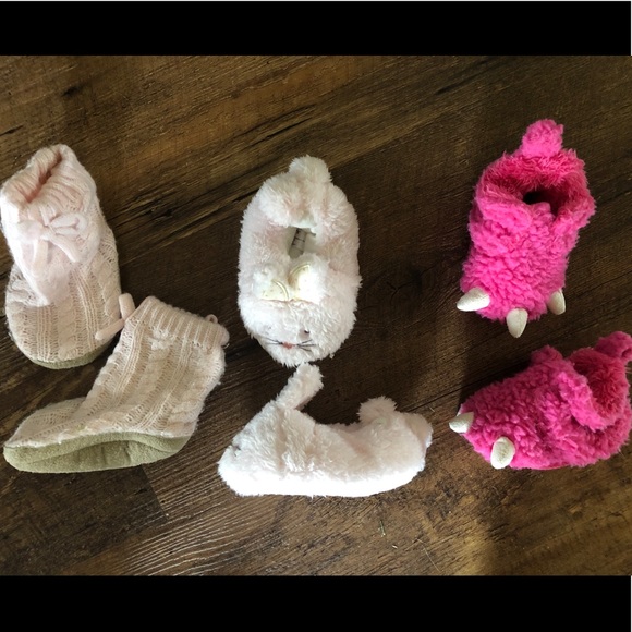 Bundle of baby girl shoes - Picture 4 of 5
